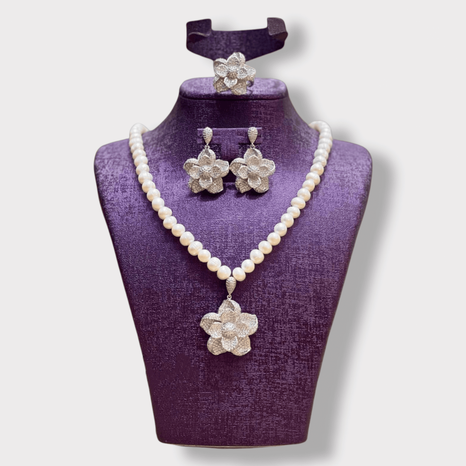 Classic Look Jewelry - Image 2
