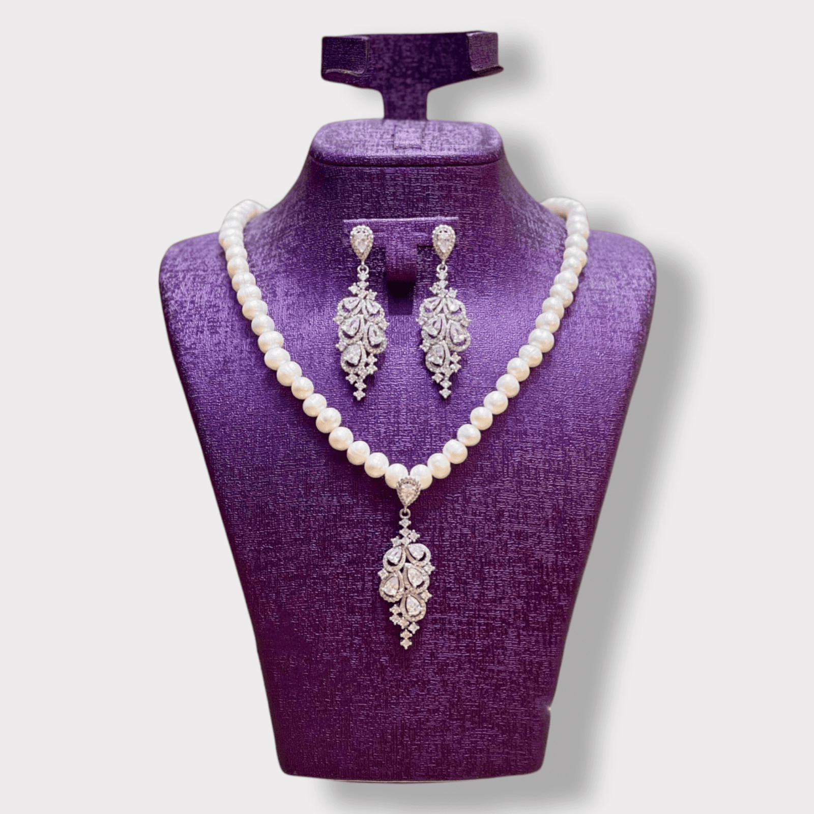 Classic Look Jewelry - Image 6