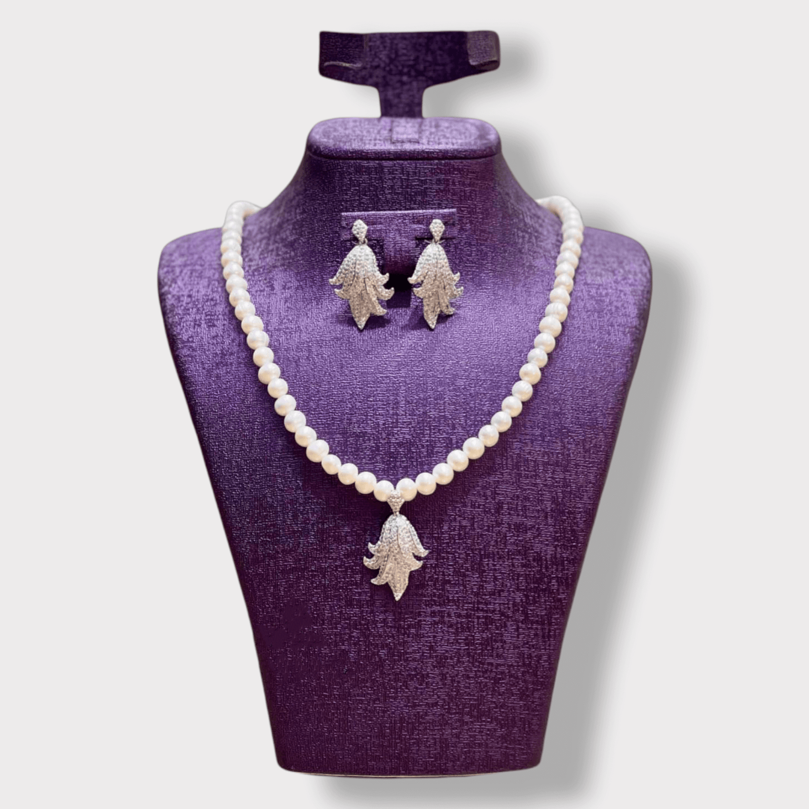 Classic Look Jewelry - Image 7